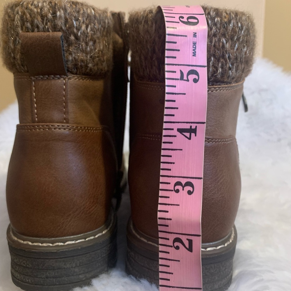 PATRIZIA Jadelyn light brown ladies lace up round toe booties size 8.5 NIB NWT - Picture 9 of 10